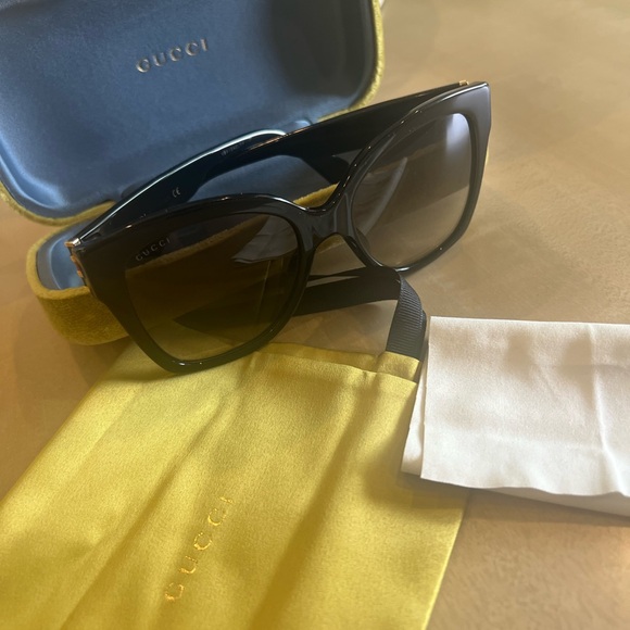 Gucci square sunglasses with gradient GG-0459-S 001 - Picture 3 of 7